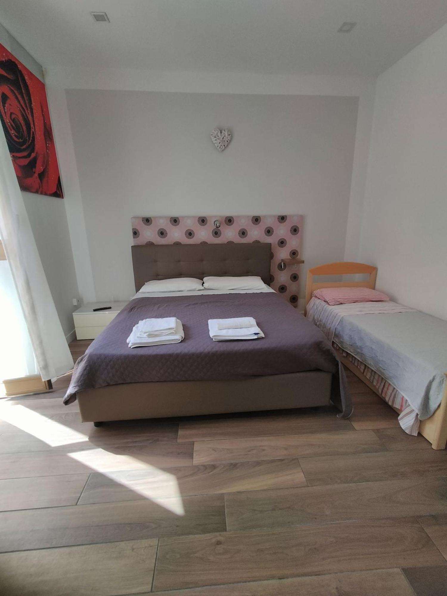 Casa Di Edo Bed and Breakfast Μπρίντιζι Εξωτερικό φωτογραφία